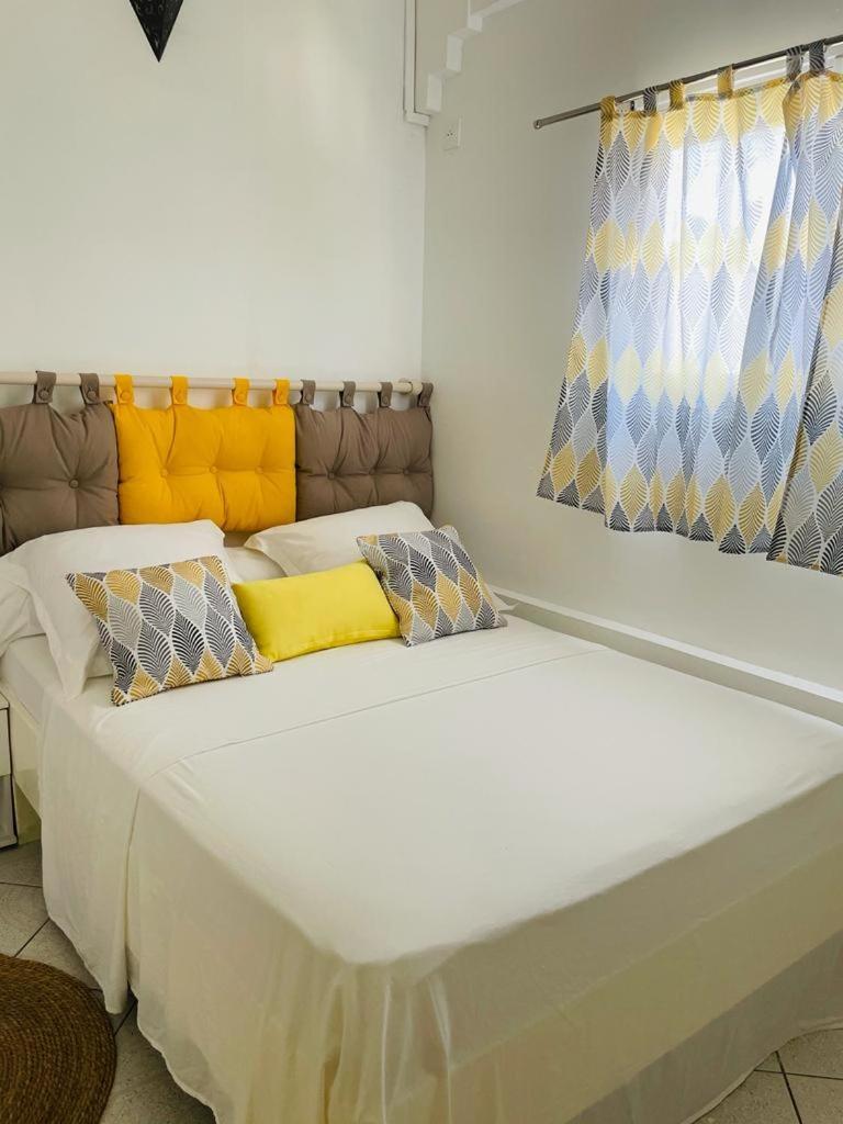 Villa Studio Maracuja à Pointe-Noire Chambre photo